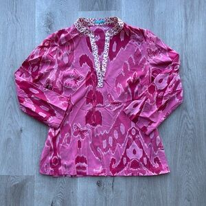 J. McLaughlin Pink Butterfly Silk Cotton Blend Blouse with Leopard Collar